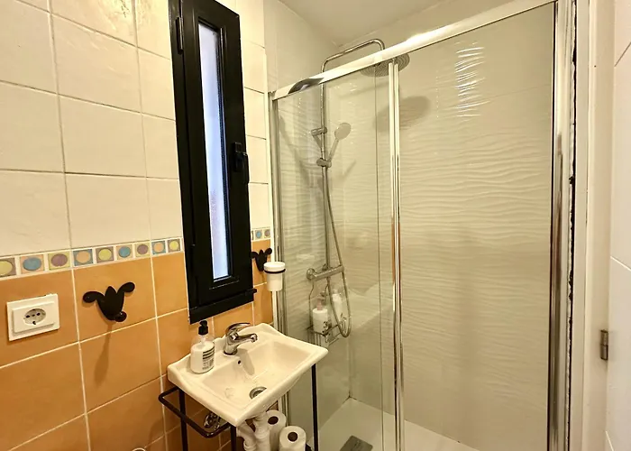 Δωμάτια σε οικογενειακή κατοικία Con Bano Privado Y Mini-cocina Privada En Casa Particular, Acceso Independiente Σαν Σεμπαστιάν